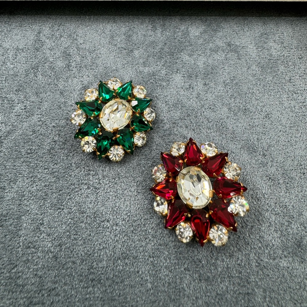 Vintage Brooch Red and Diamond